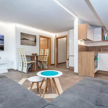 Steinplatte Апартаменты *