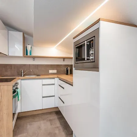 Steinplatte Apartament